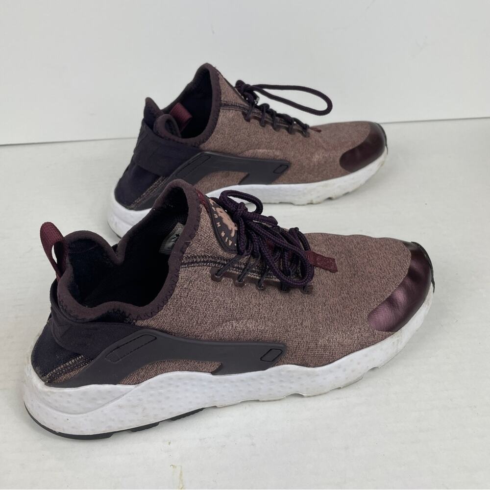 Nike Air Hirache Maroon Purple Sneaker Women’s Size 9.5